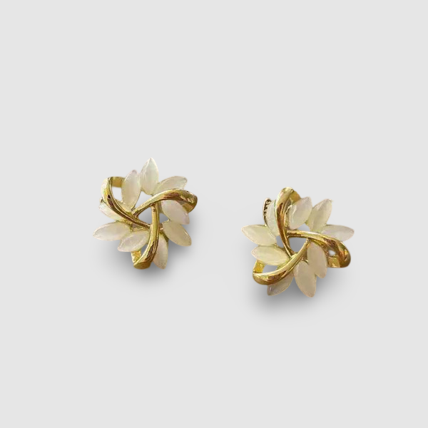 Elara | Petal Twist Studs